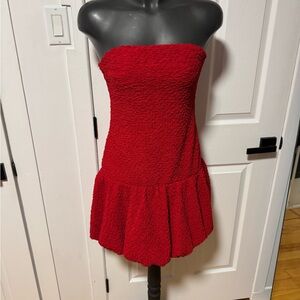 Elegant Red Strapless Dress